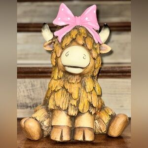 Super Cute 🥰 Highland Cow 🐄 With Pink Polka Dot Bow 🎀 15.5" Large Decor - New